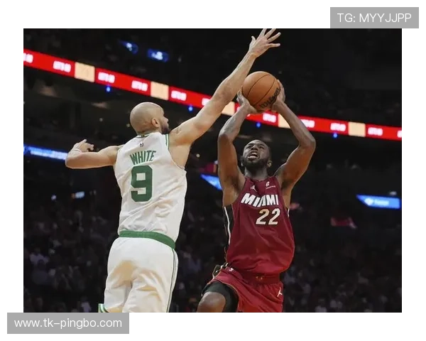 维金斯利用挡拆拉开空间提升防守稳定性显著优于队友